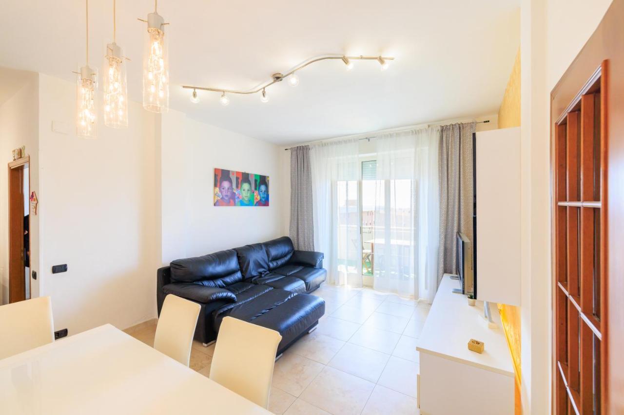 L' Essenziale Apartment ลีวอร์โน ภายนอก รูปภาพ