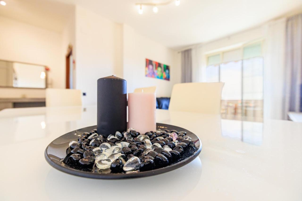 L' Essenziale Apartment ลีวอร์โน ภายนอก รูปภาพ