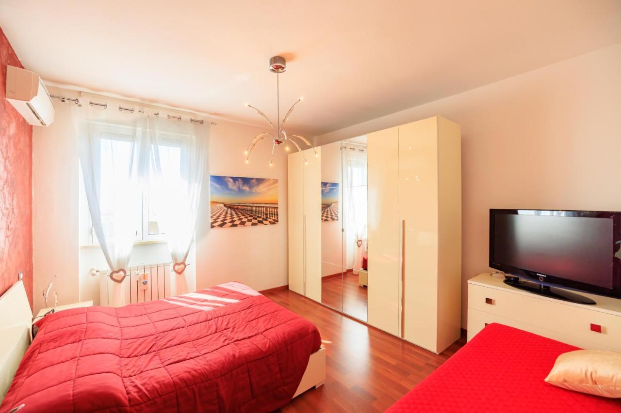 L' Essenziale Apartment ลีวอร์โน ภายนอก รูปภาพ