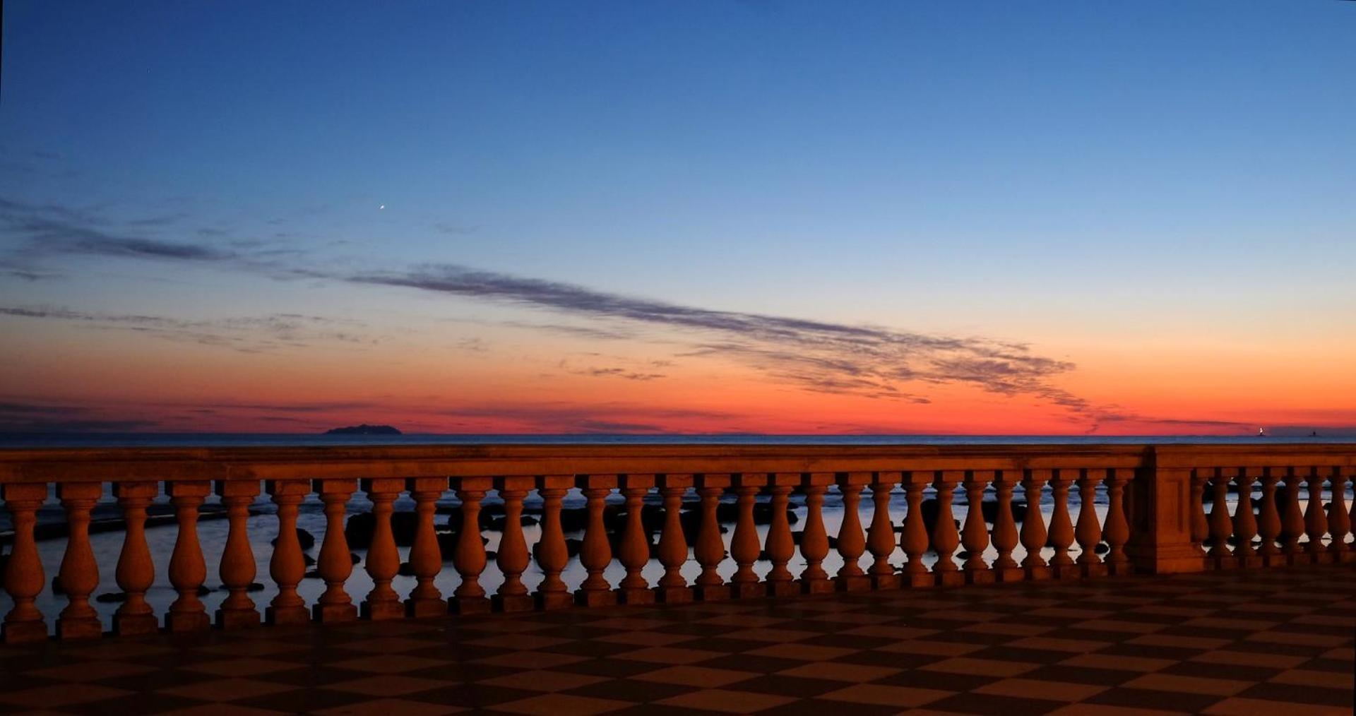 L' Essenziale Apartment ลีวอร์โน ภายนอก รูปภาพ